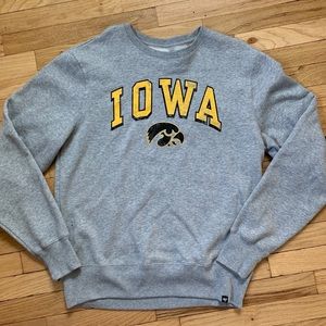 Iowa Hawkeyes Fleece Crew Sweatshirt NWT